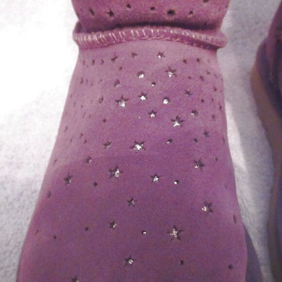 UGG Stargirl Bow Boots Size 7 Sherling Lined Shimmer Stars Purple Suede Short - Picture 6 of 13